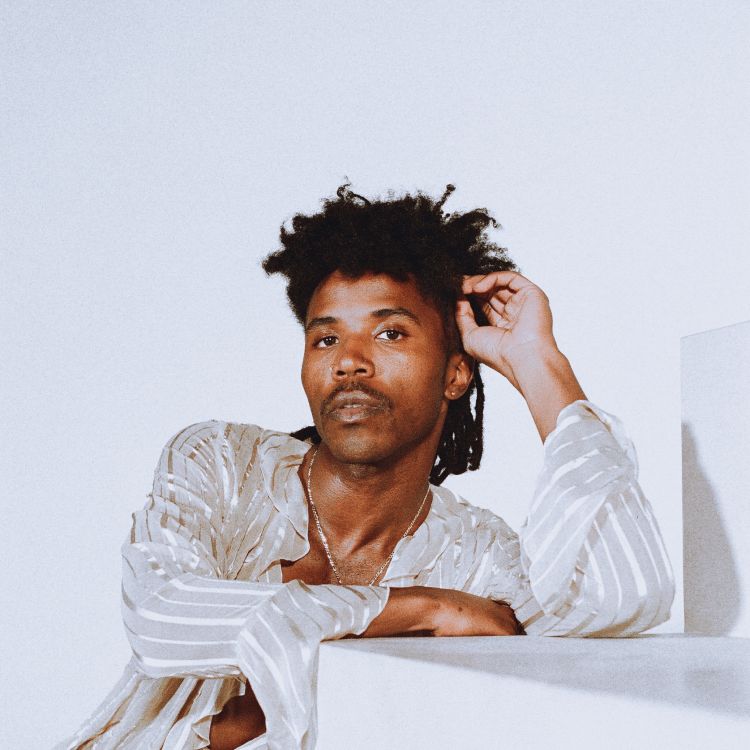 Dewayne Treece ‘I’m My Mom’s Son’: Rock Star DE’WAYNE Talks New Album ‘june’ and ...