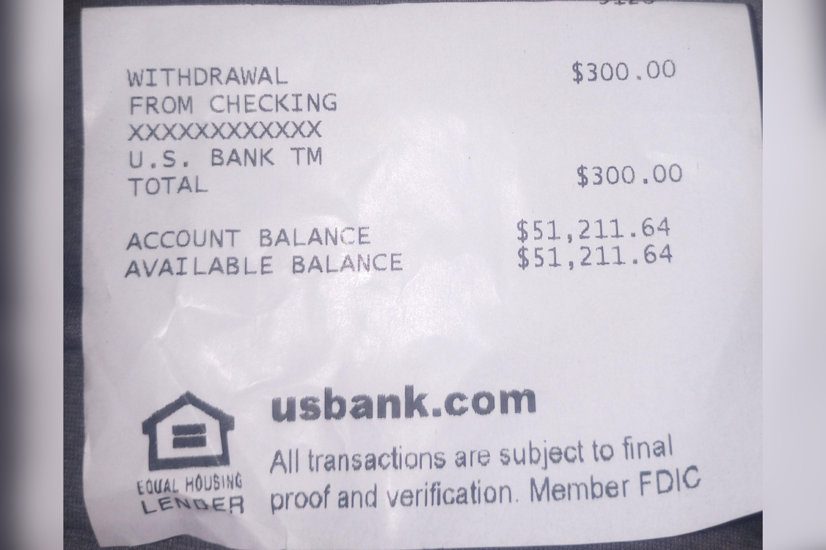 Man Finds Receipt Outside ATM, Can't Believe What's Written on It: 'Why'