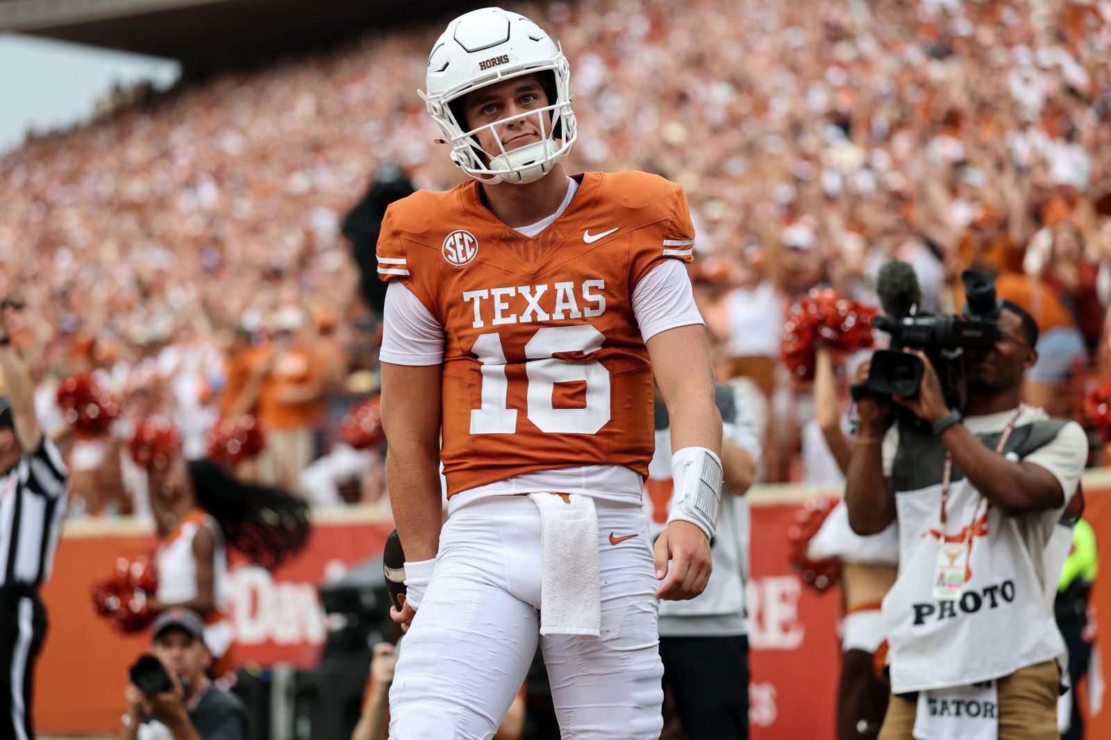 Texas Tim Tim Tebow Goes Off on Texas' Arch Manning Critics - Newsweek