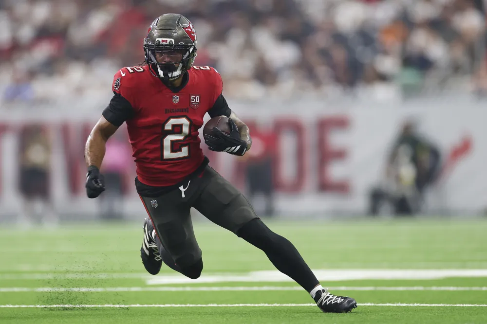 Buccaneers' Emeka Egbuka Makes Unbelievable Catch - Newsweek
