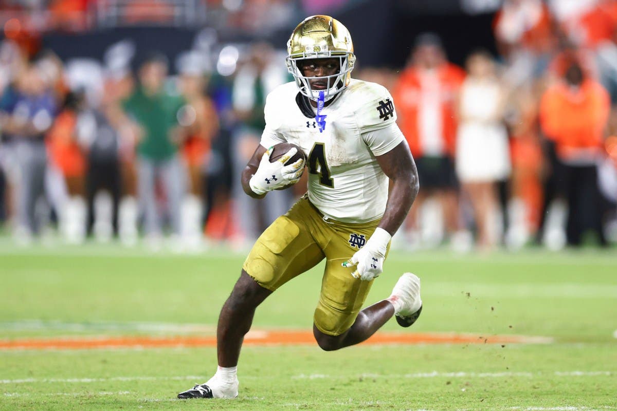 How to Watch Notre Dame vs Arkansas: Live Stream College Football, TV Channel