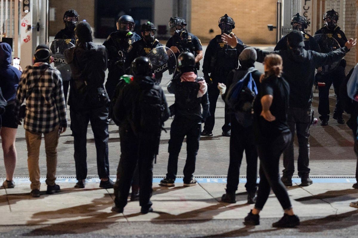 Trump Orders Troops to Deploy to ‘War Ravaged’ Democrat-Run City