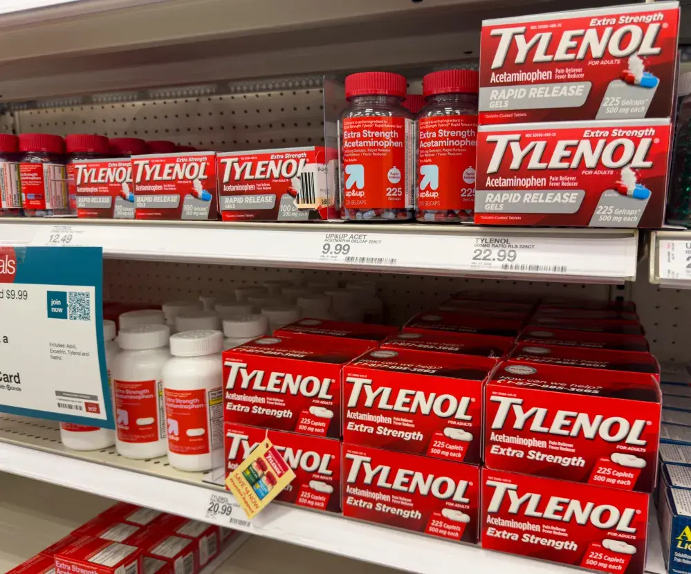 Tylenol’s 2017 Tweet About Pregnancy Reemerges After Trump Comments