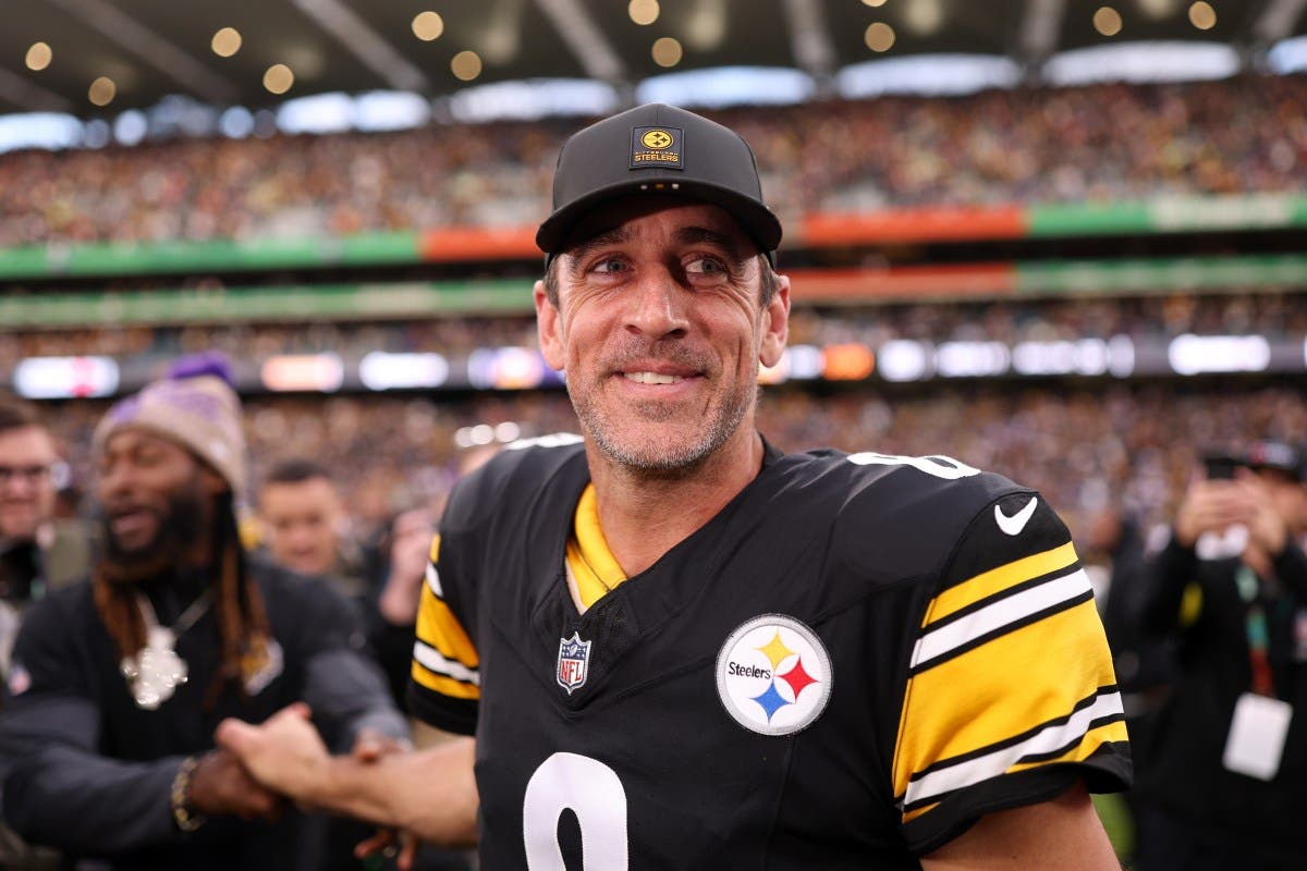 Steelers' Aaron Rodgers Drops Surprising Hint About NFL Future