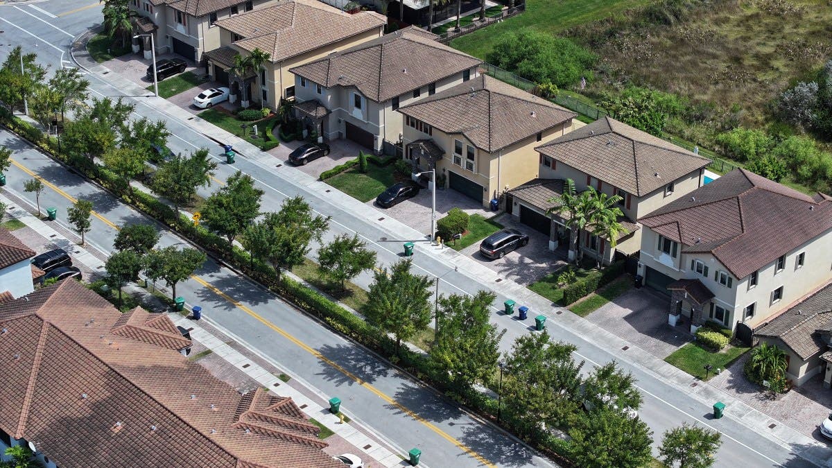 Florida Housing Law to Change From October: What to Know