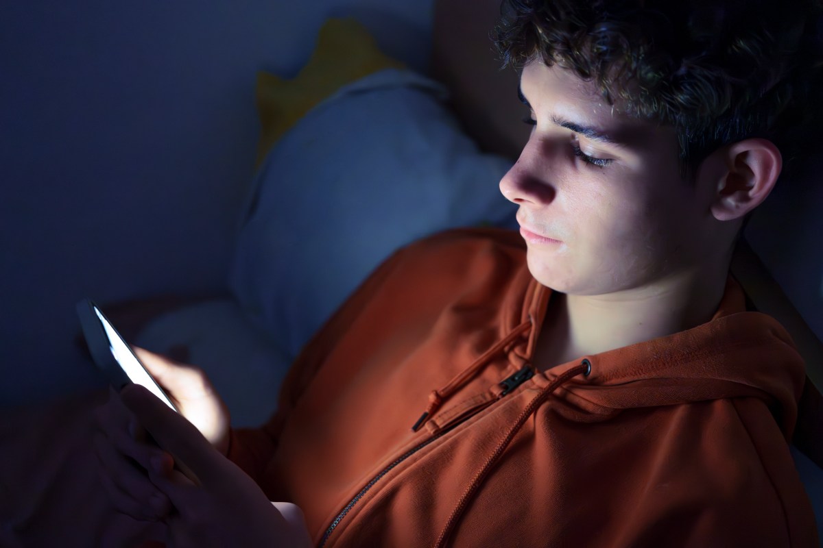 Teens Exposed to Violence in Their Community Suffer With Insufficient Sleep