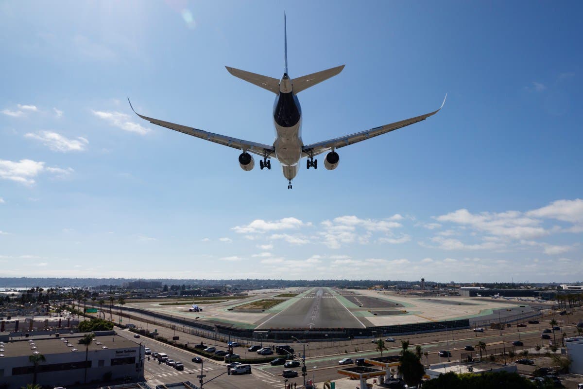 Government Shutdown: Impacts on Air Travel, Airport Security and FAA
