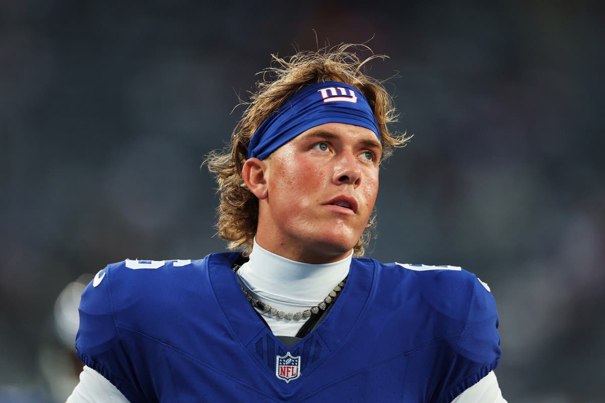 Rookie Jaxson Dart Leads Giants to First Win Over Chargers Amid Injury Concerns