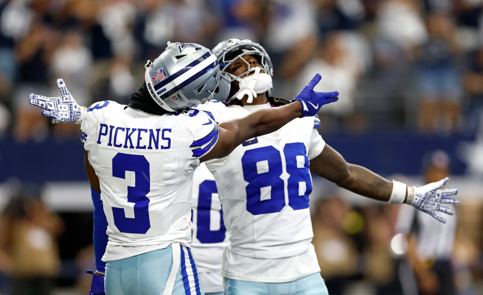 Dallas Cowboys wide receivers CeeDee Lamb and George Pickens