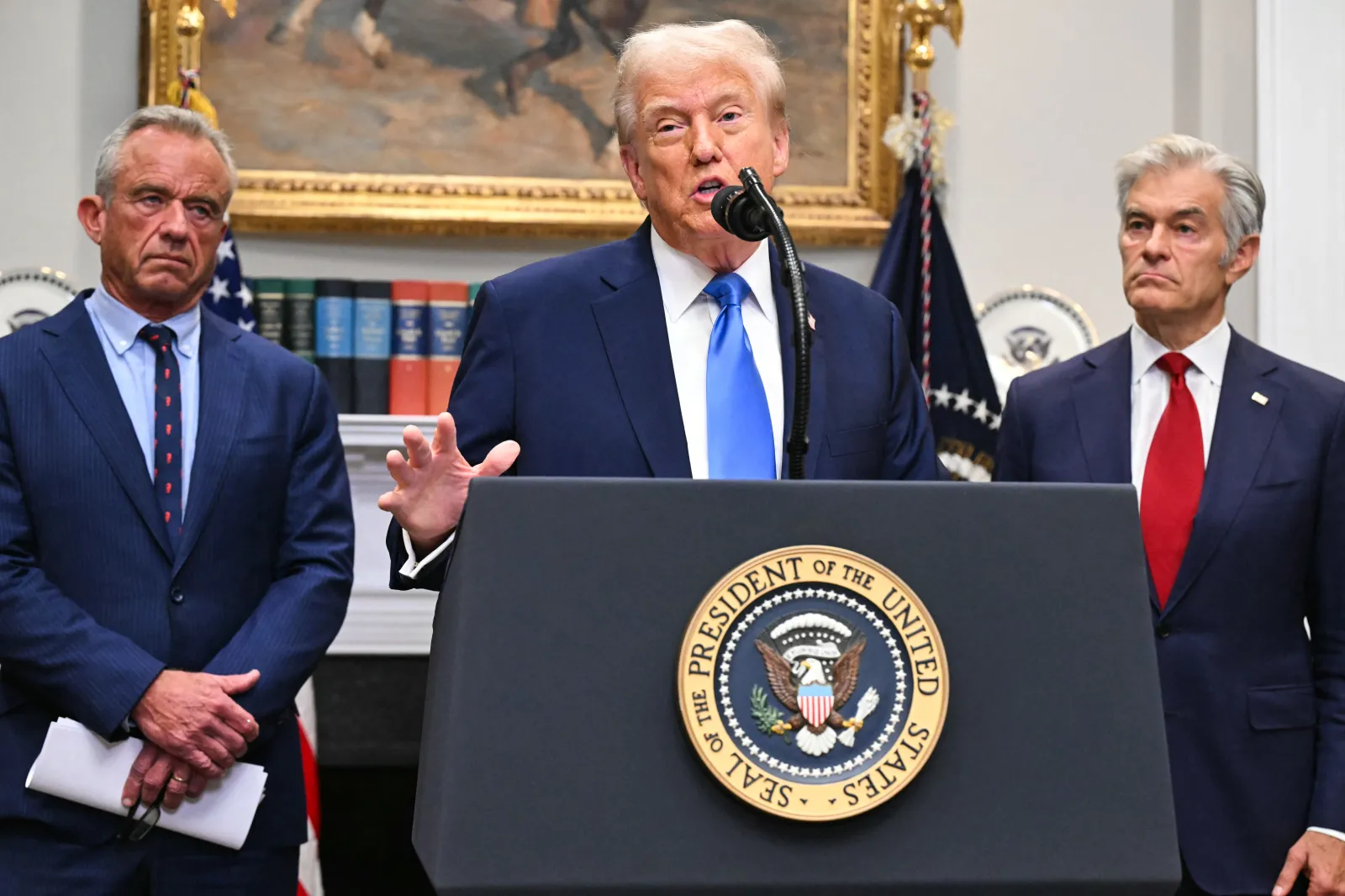 Trump Suggests Amish, Cubans Have &lsquo;No Autism&rsquo; Amid Tylenol Announcement