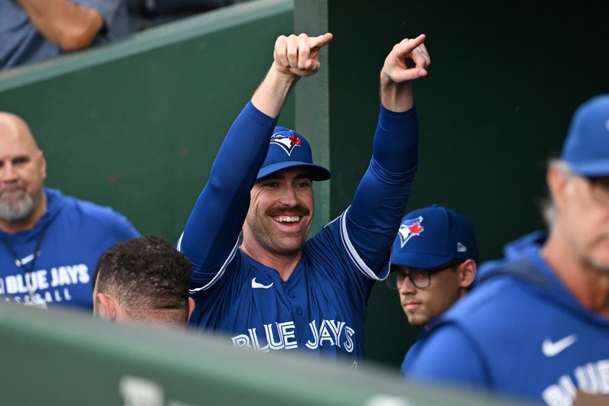 Blue Jays Star Has Unique Take on Division Race Against Yankees
