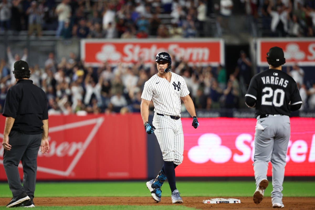 Yankees' Stanton Emphasizes First-Round Bye Importance Amid AL East Tie with Blue Jays