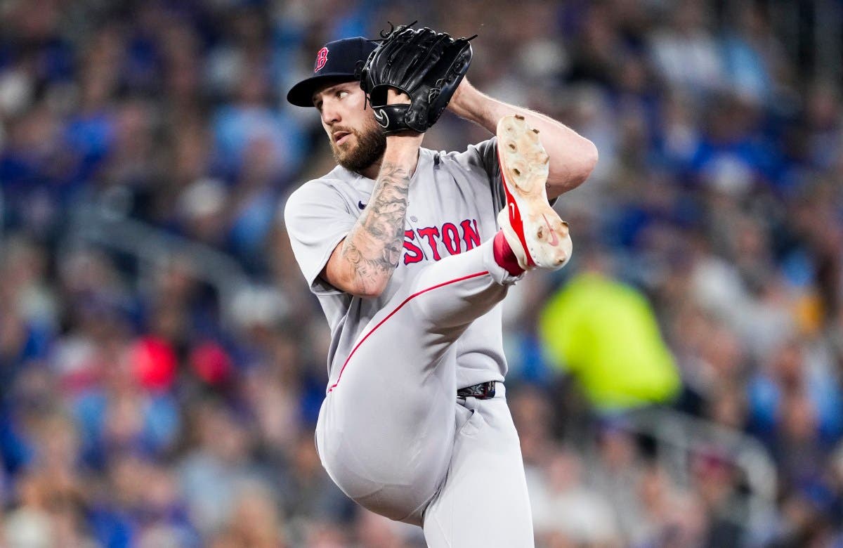Yankees Manager Has Confident Garrett Crochet Message Before Red Sox Series