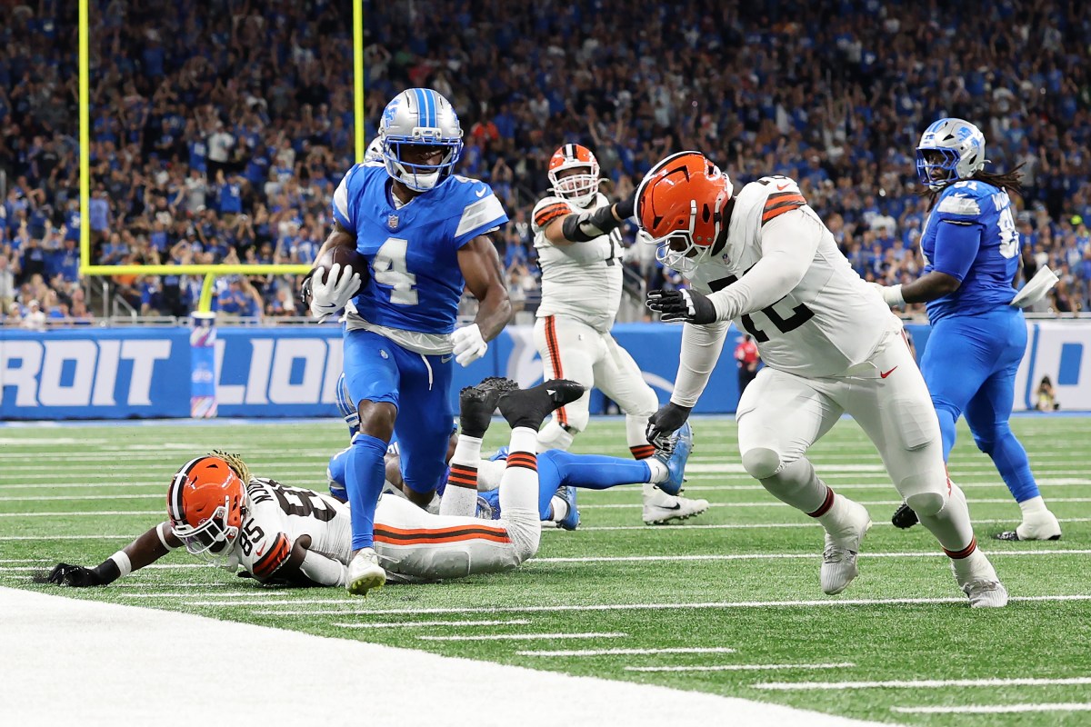 Dj Reed Interception Lions Star DJ Reed Carted Off Field With Scary Injury - Newsweek