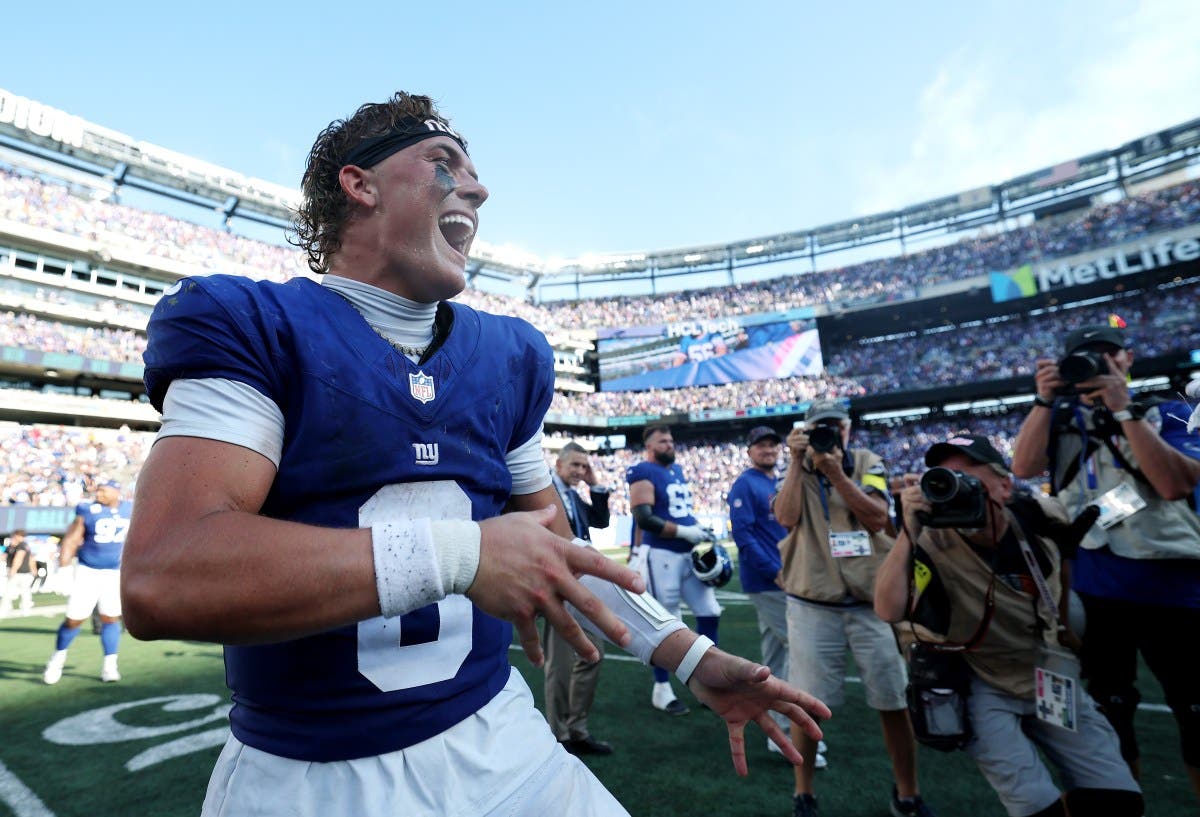 Giants' Jaxson Dart Surpasses Patrick Mahomes in Major Category After NFL Debut