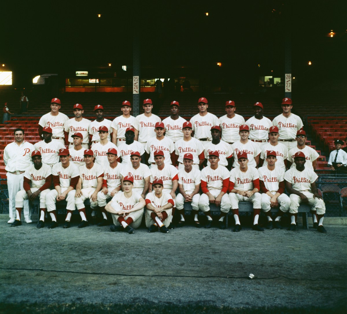Former Phillies Catcher, World Series Champion Passes Away Former Phillies Catcher, World Series Champion Passes Away