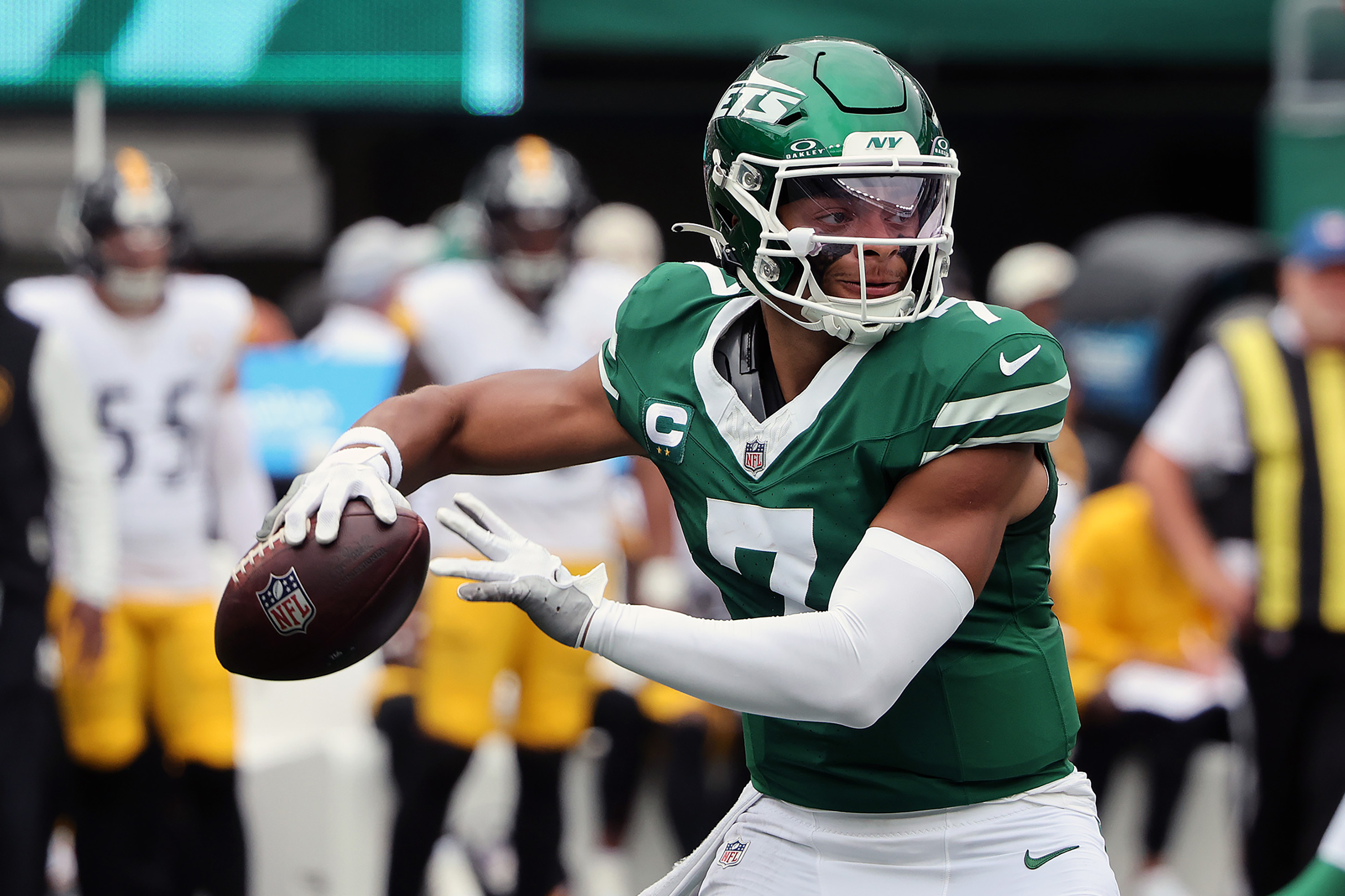 Dolphins QB Tua Tagovailoa in concussion protocol again – WWLP, image size:3000x2000