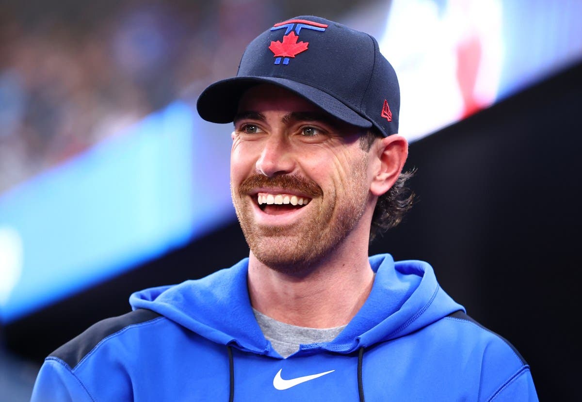 Blue Jays’ Shane Bieber Sends Guardians Message Ahead of Playoffs