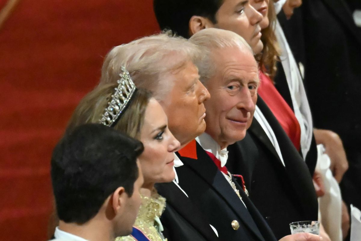 King Charles and Kate Sitting During Trump& 039;s Standing Ovation Goes Viral