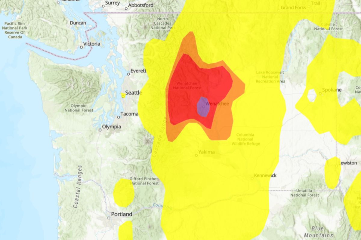 Tens of Thousands Told To Stay Indoors in Washington State