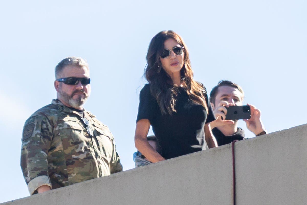 Kristi Noem Tells National Guard In Oregon 'Get Ready'
