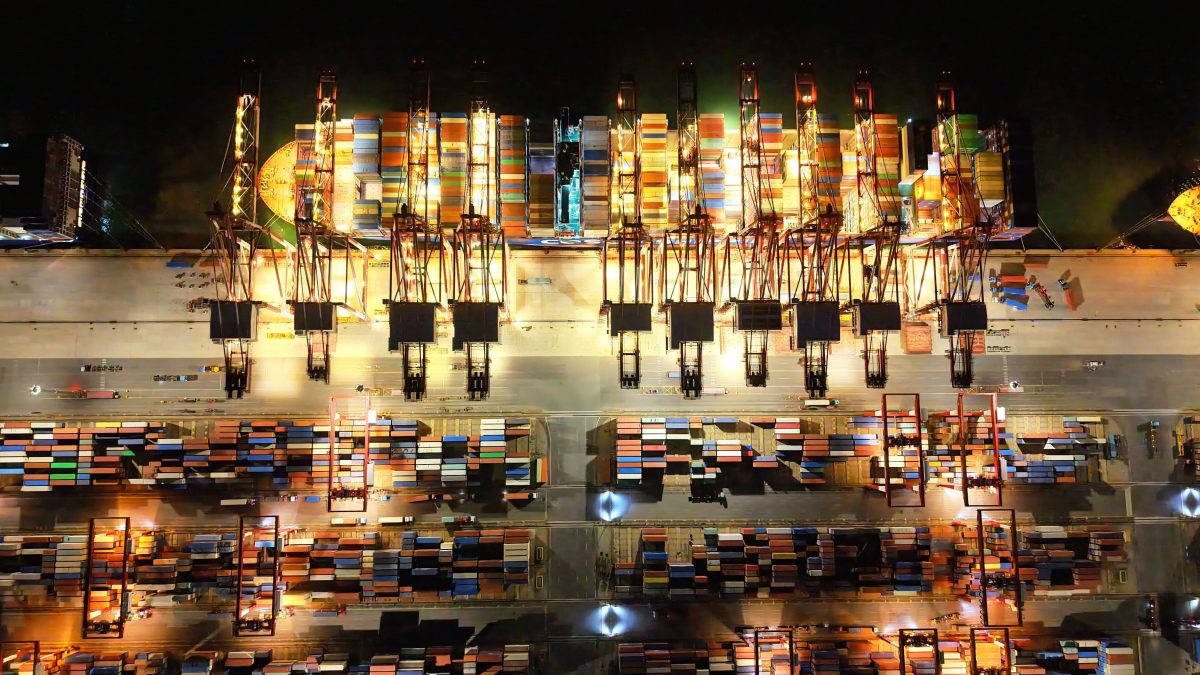 US Trade War Slows China&rsquo;s Economy