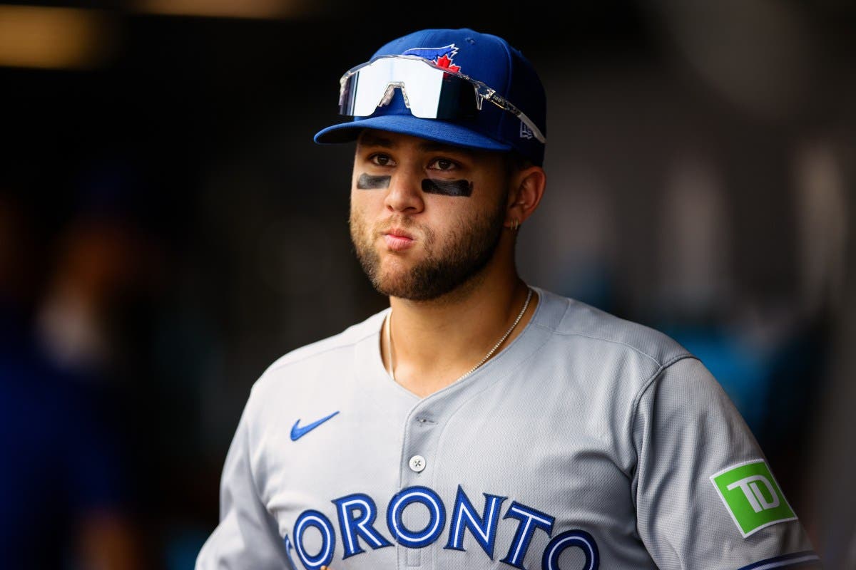 Blue Jays Turn Heads With Concerning Bo Bichette Injury Decision