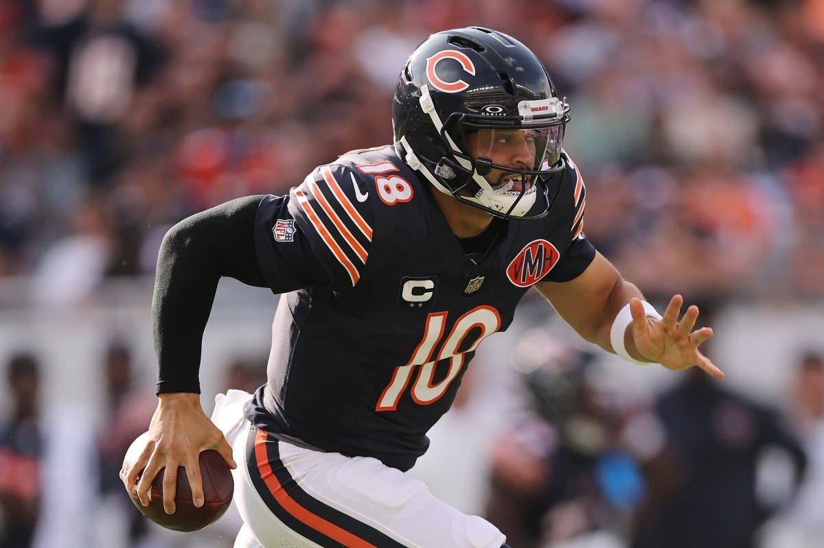 NFL Legend Doesn't Hold Back About Bears QB Caleb Williams