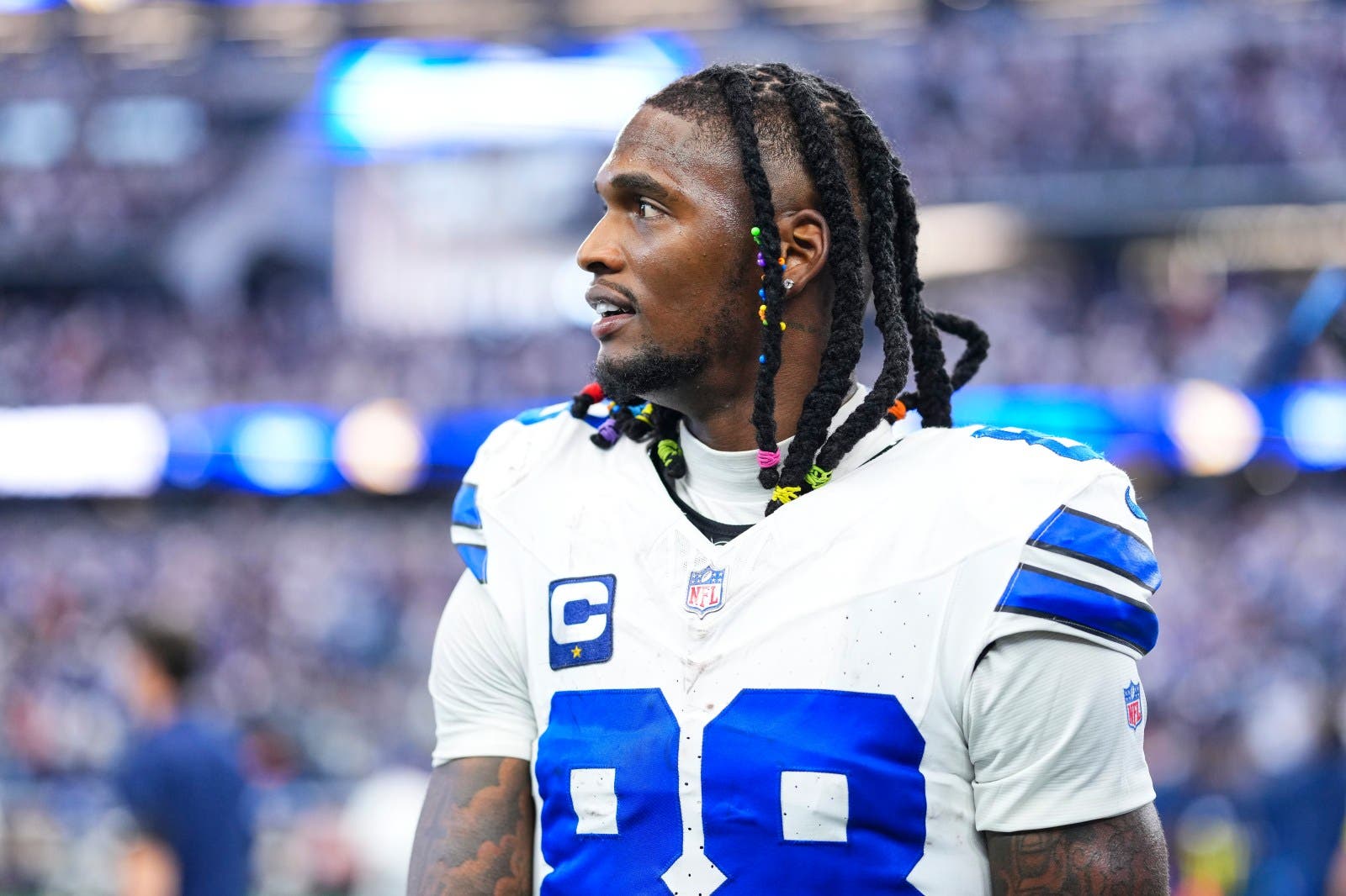 BREAKING FROM DALLAS: After the heartbreaking loss to the Denver Broncos, Cowboys wide receiver CeeDee Lamb skipped the team’s postgame dinner and quietly drove to the hospital to visit Trevon Diggs, who’s still recovering from his recent concussion. Witnesses say Lamb stayed for hours, talking with his longtime friend and teammate about “what the star still means when the lights go out.” - smp