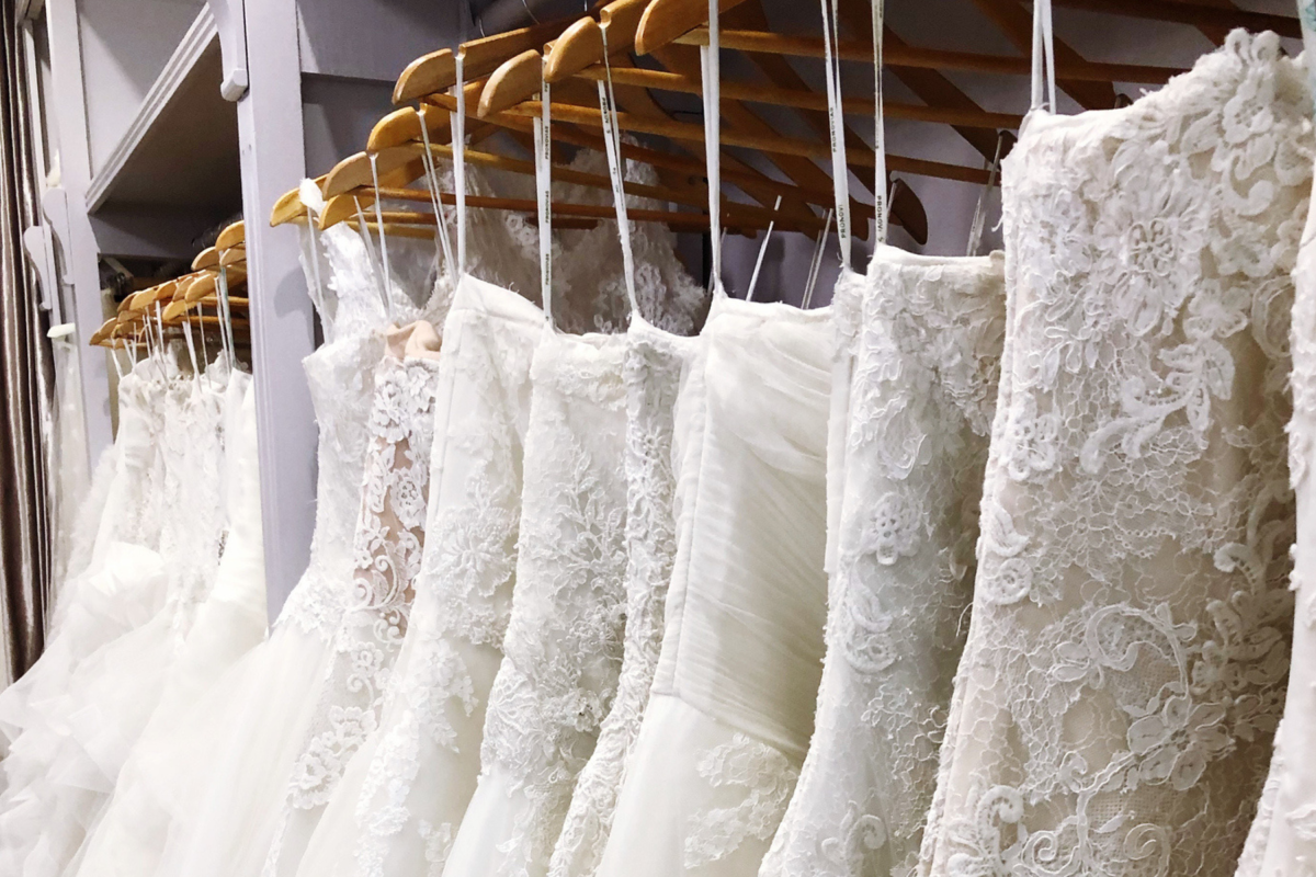 With wedding in 2 Months, Bride Has No Dress—Then Comes Shock Goodwill Find
