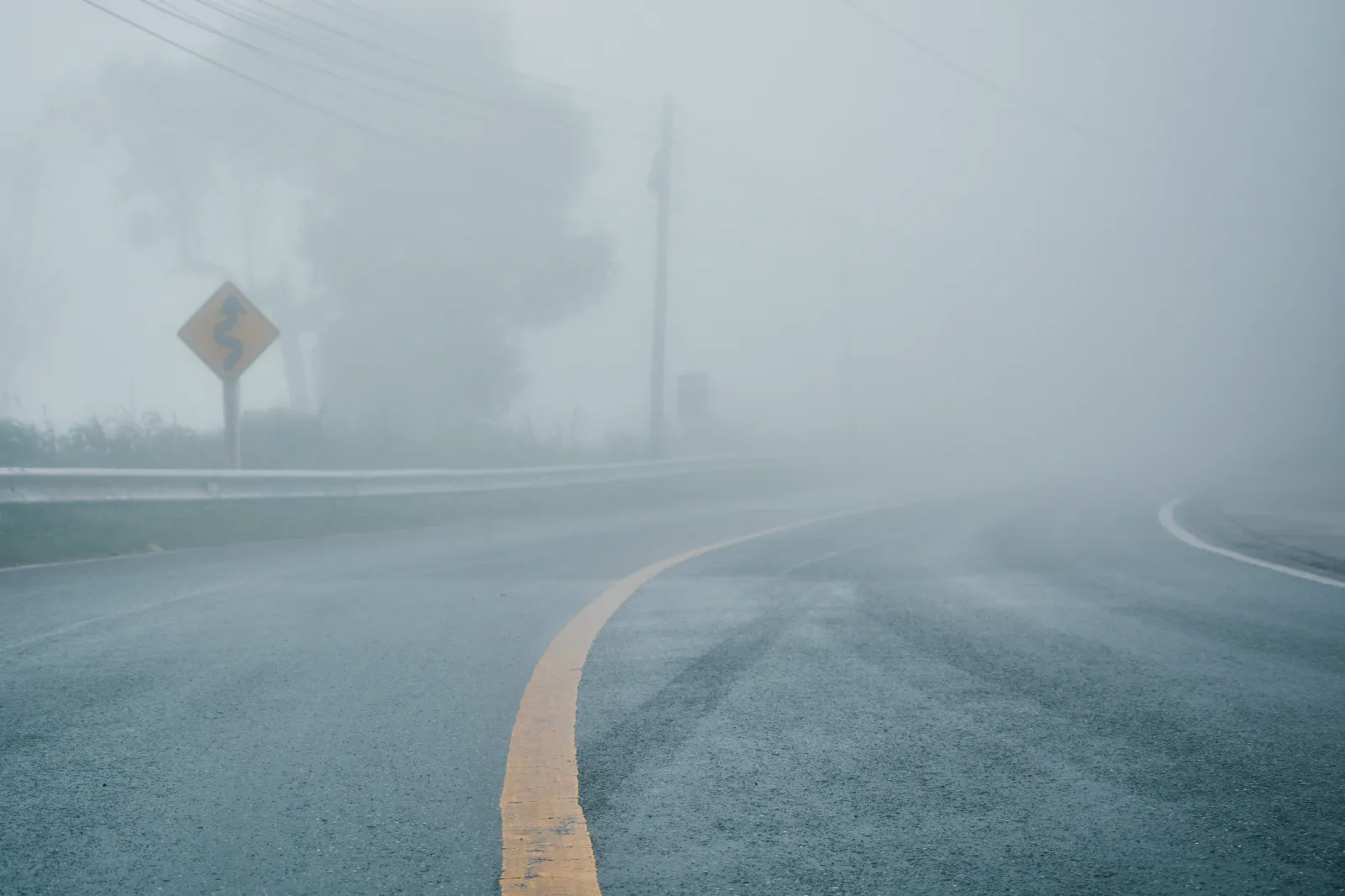 Warning: Dense Fog Risks for Drivers in Seven States