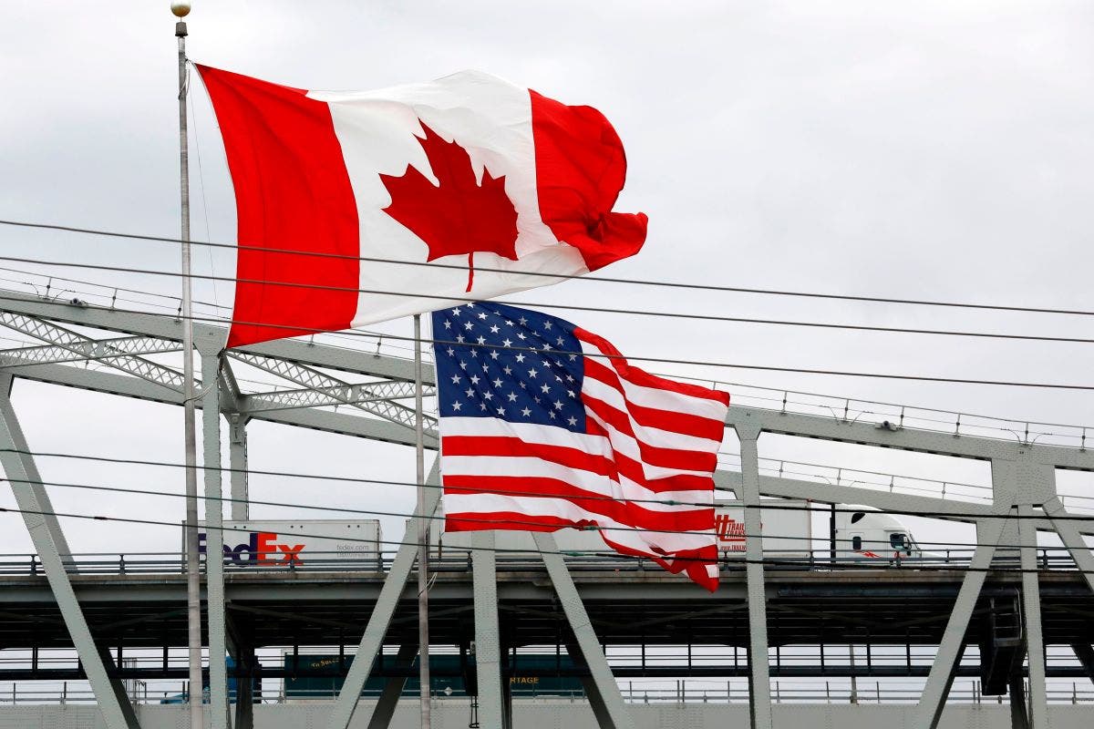 Canadians Issued Travel Advice Around New US Visa Integrity Fee