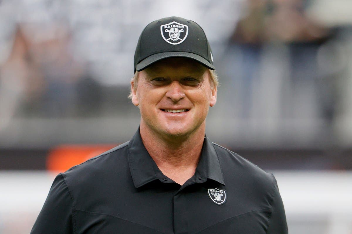NFL Legend Brett Favre Suggests College Landing Spot for Jon Gruden