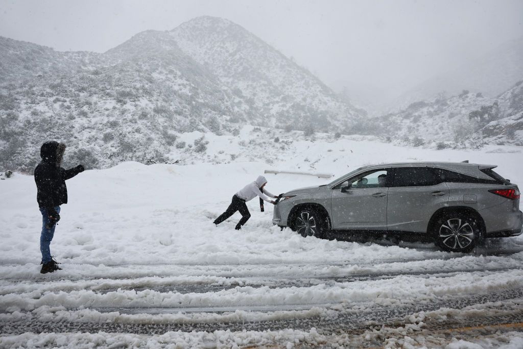 Winter Weather Warning as 8 Inches of Snow To Hit - Newsweek