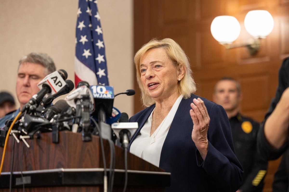 Janet Mills Chances of Beating Susan Collins in Maine, According to Polls