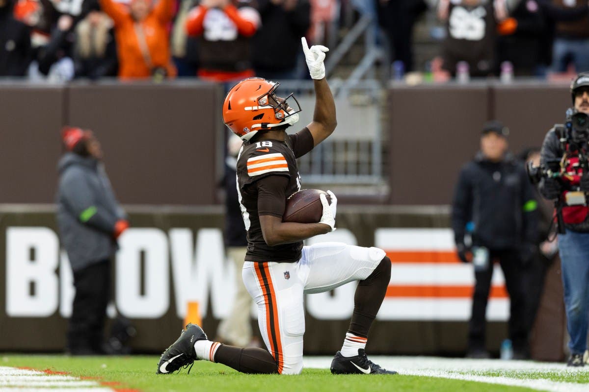 Browns WR announces sudden retirement from NFL at 24