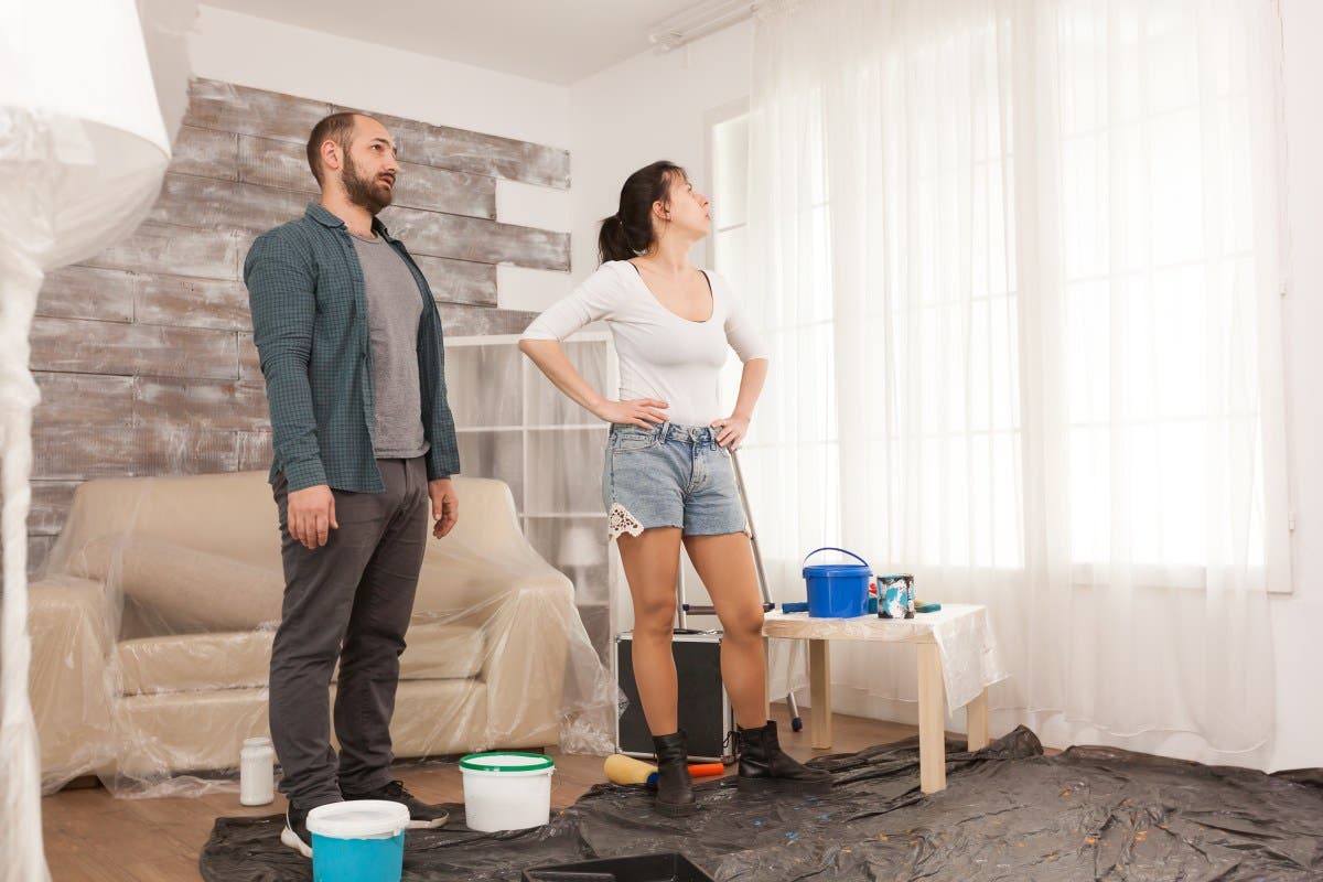 Una pareja compra ‘Doer-Upper’ para convertirla en la casa de sus sueños, pero hay un gran problema Una pareja compra ‘Doer-Upper’ para convertirla en la casa de sus sueños, pero hay un gran problema