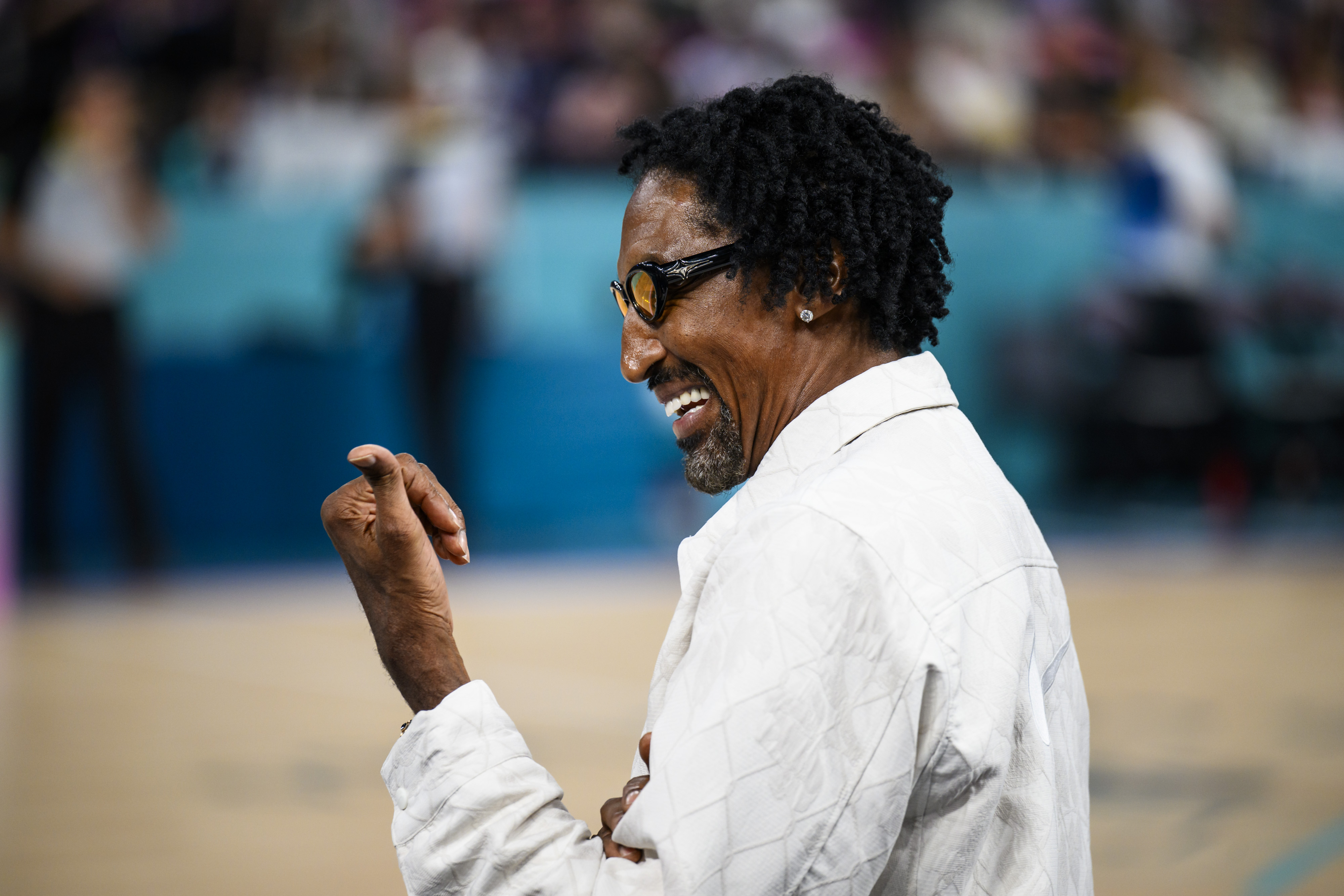 Scottie Pippen Auctions $2.5 Million Gift From Michael Jordan