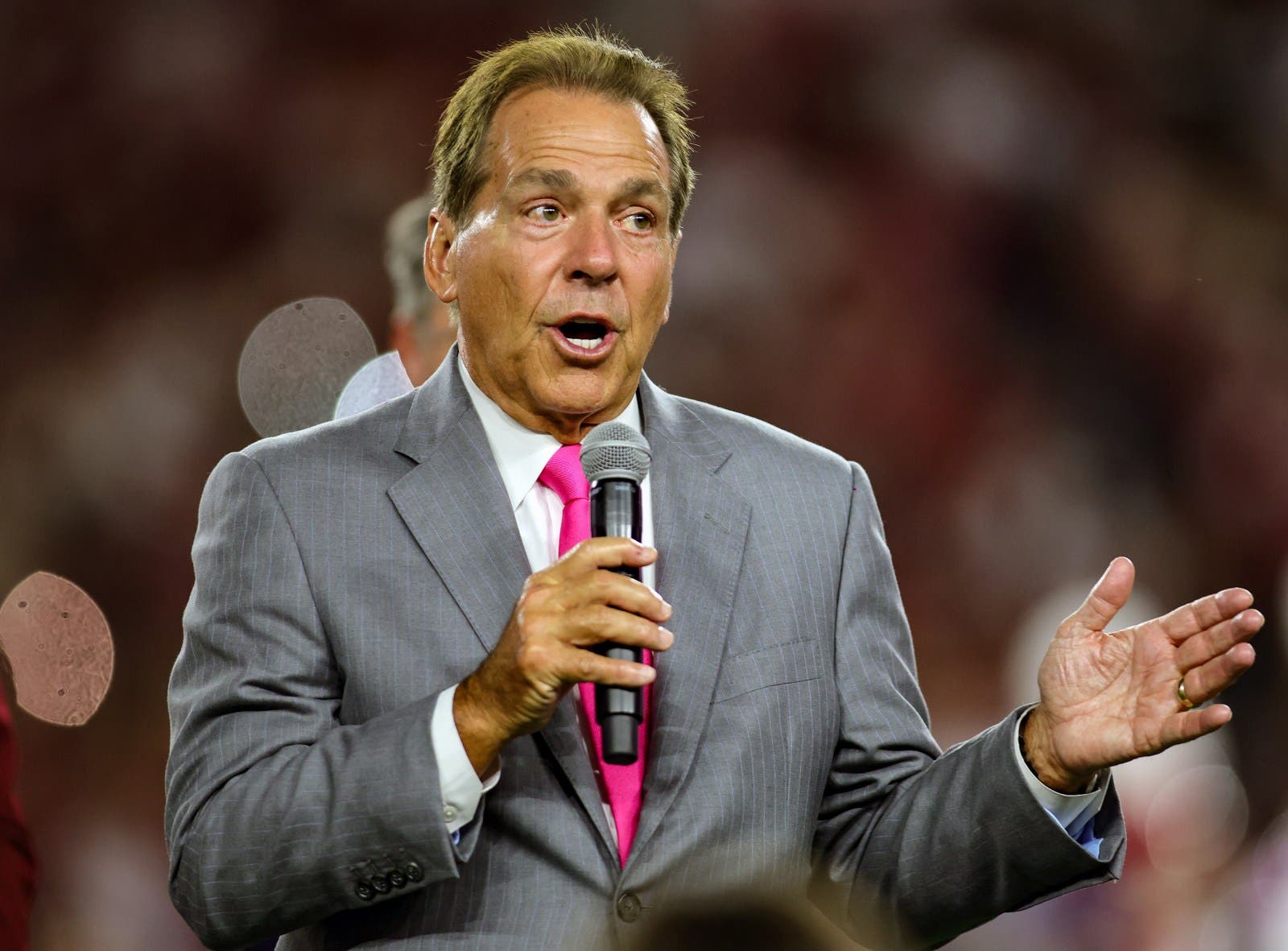 Nick Saban Choca Fãs com Alerta Bombástico Sobre o Treinador Clark Lea de Vanderbilt!
