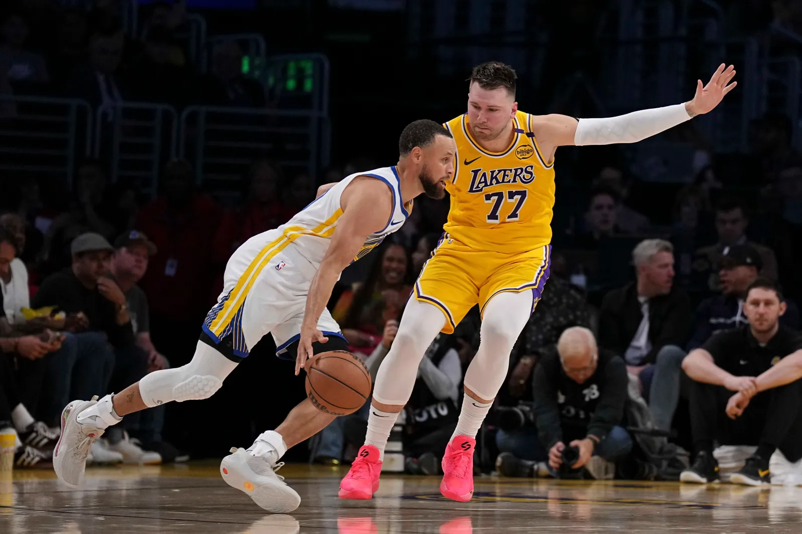 How to Watch Warriors vs Lakers: Live Stream NBA Opening Night, TV ...