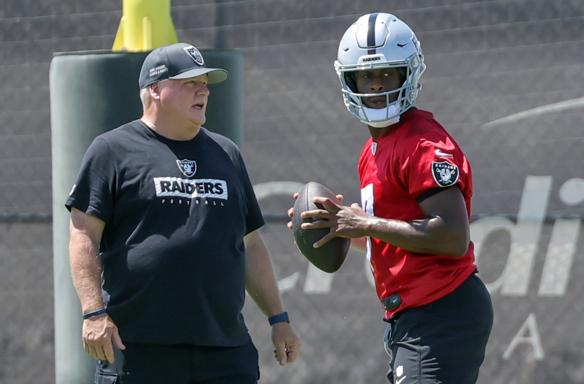 Raiders Linked to Dynamic Geno Smith Replacement Who Has Chip Kelly Ties