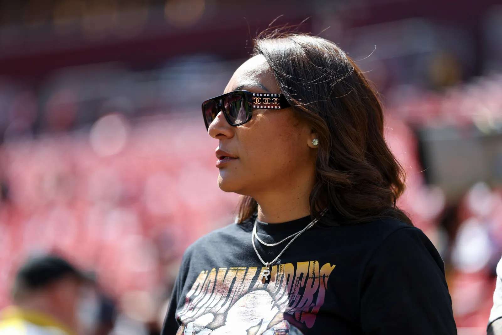 Jayden Daniels' Mother Defends Him Amid Injury Backlash After Commanders' Loss