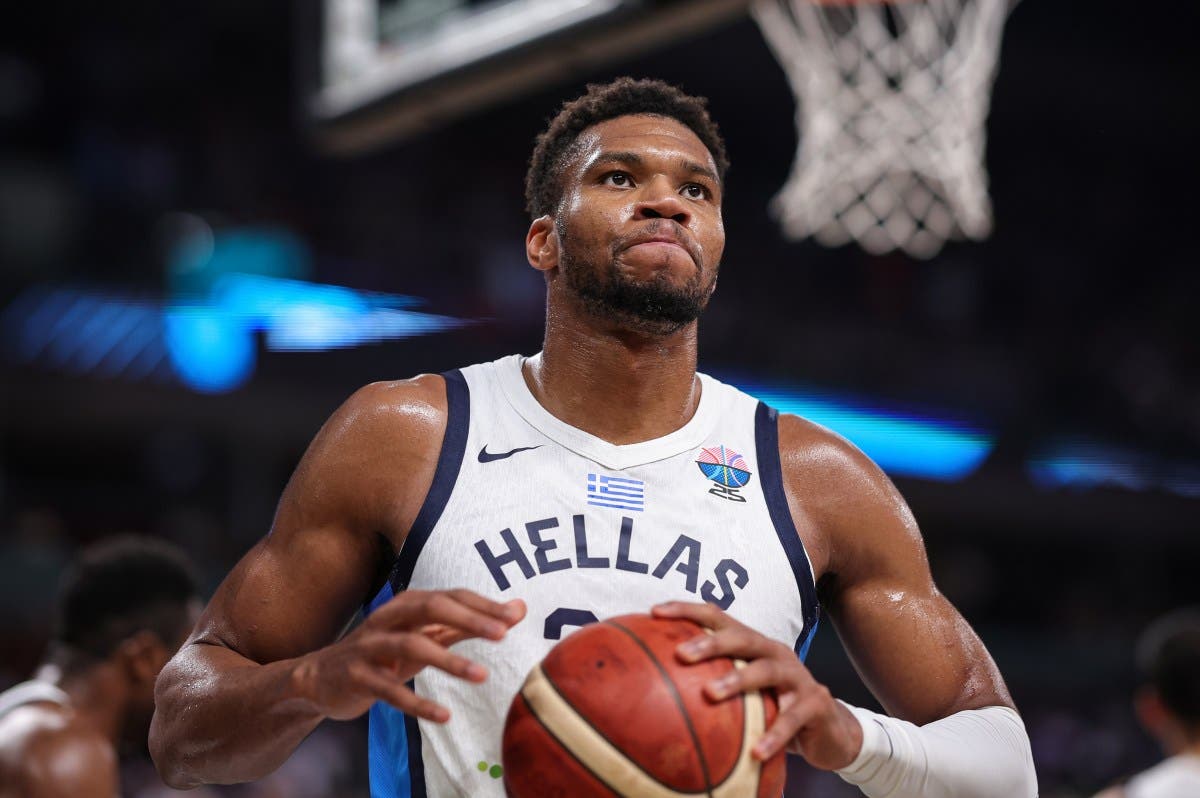 Bucks Have Giannis Antetokounmpo Concern Before Regular Season