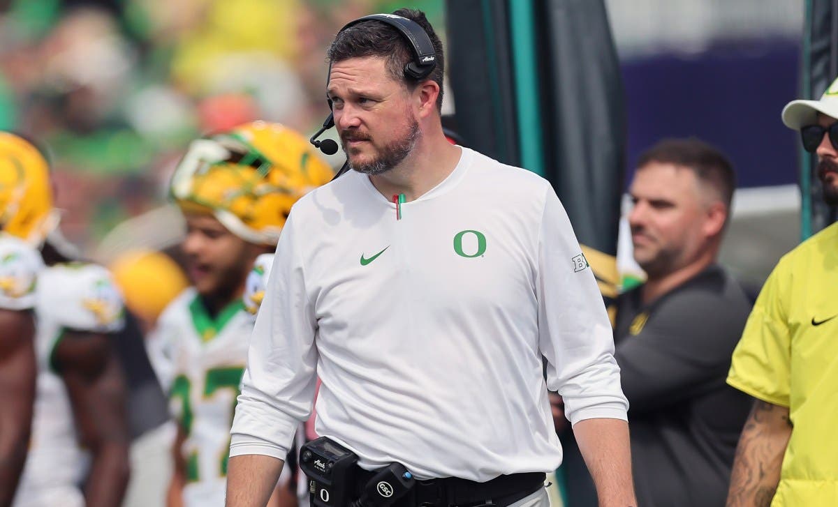 Oregon Coach Dan Lanning Leads LSU Head Coach Search Amid SEC Coaching Shakeup