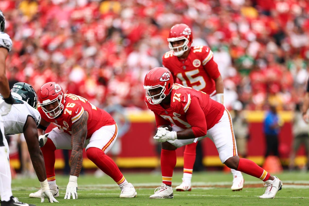 Chiefs' Josh Simmons Returns; Week 11 Availability Unclear