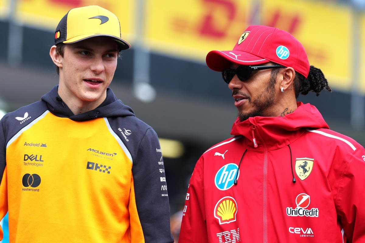 Oscar Piastri Aims Radio Barb at Lewis Hamilton in Singapore Clash
