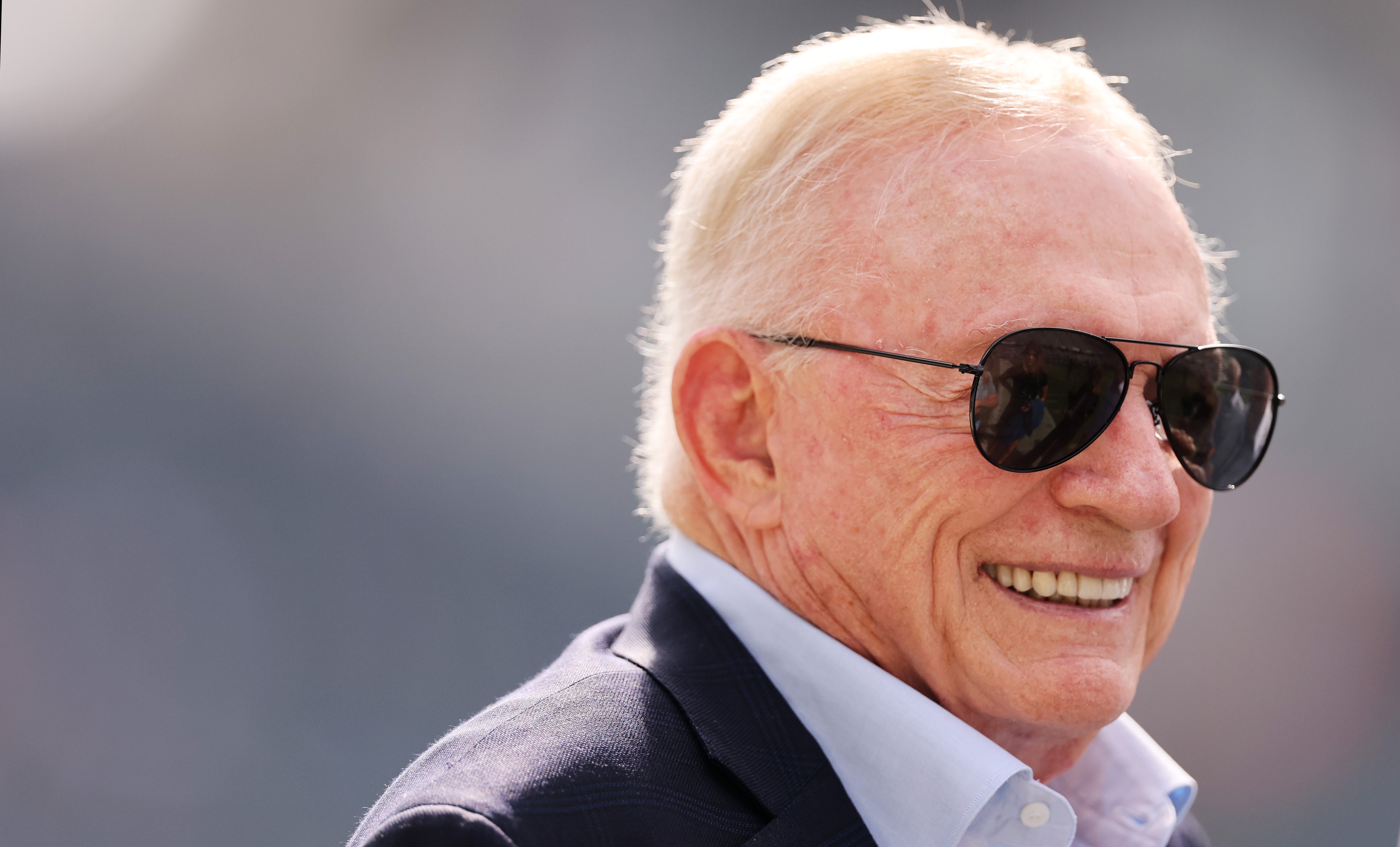 REPORT: Cowboys Discussing Trade for Star AFC Defender