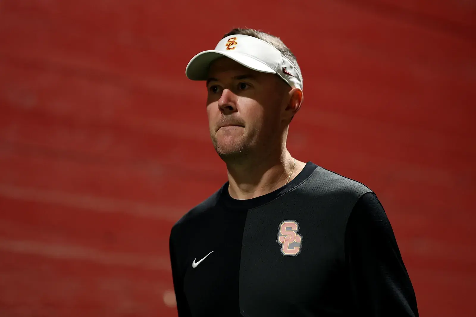 Head coach Lincoln Riley of the USC Trojans
