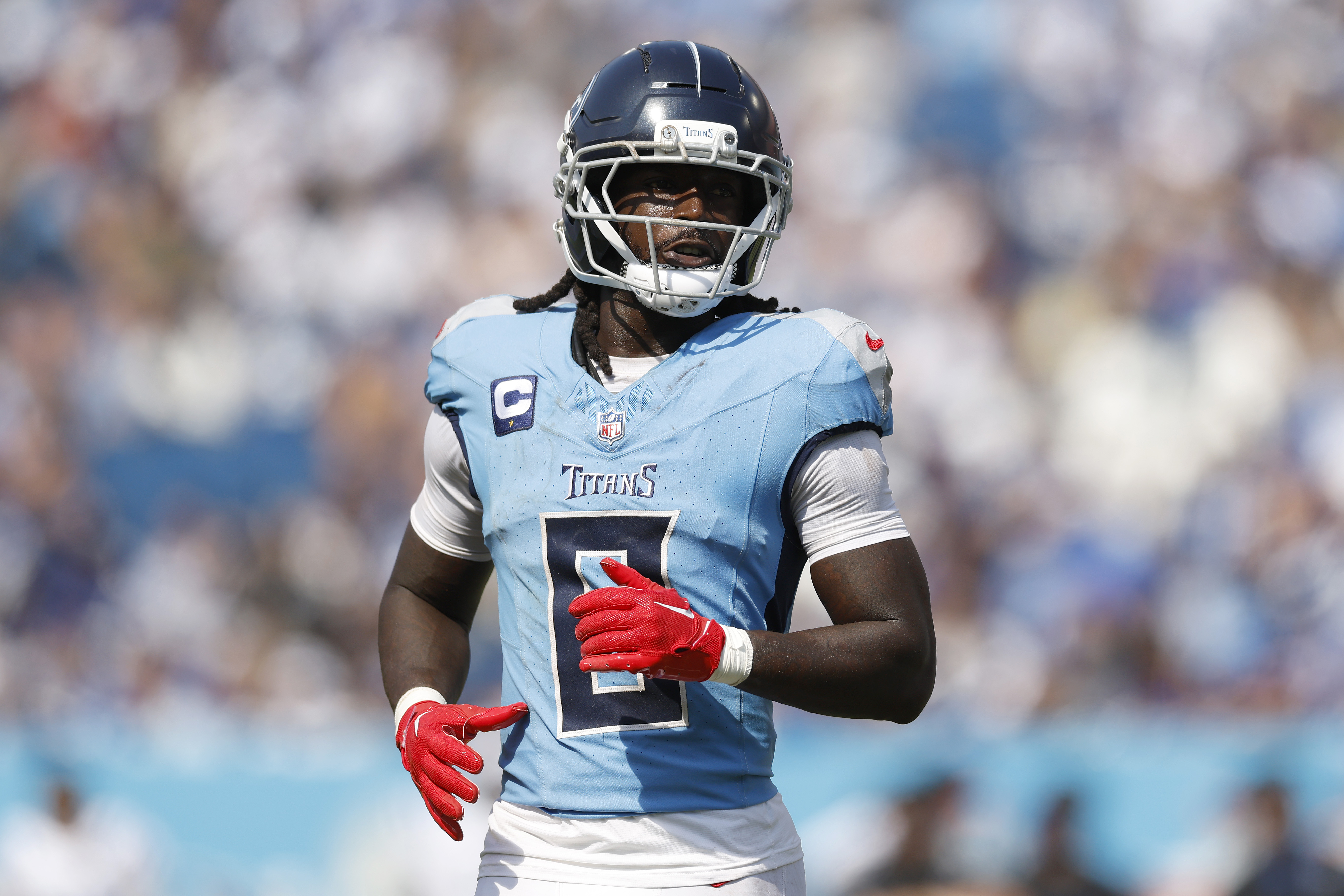 Titans' Calvin Ridley Carted to Locker Room With Significant Leg Injury