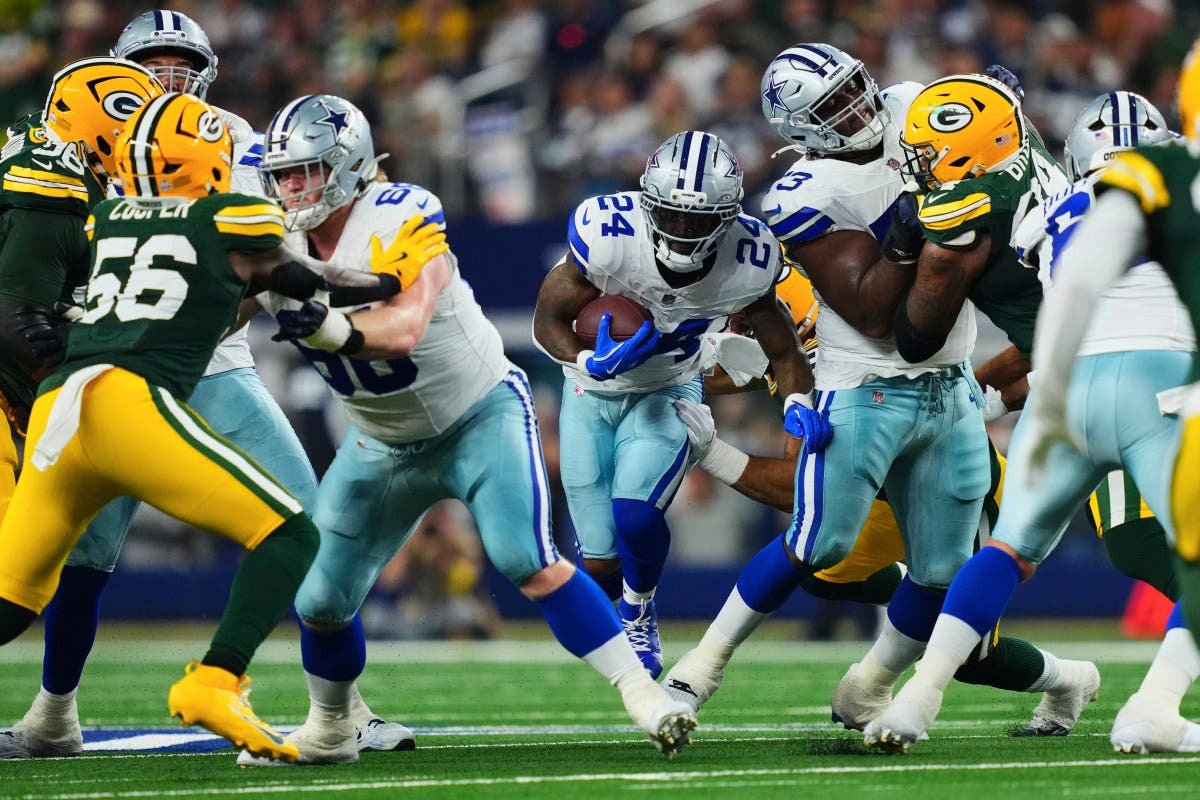 Cowboys RB Gets Shocking Season-Ending Diagnosis